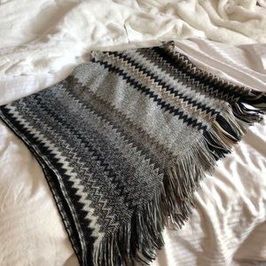 Zig zag pattern poncho